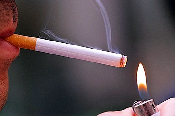 Come smettere di fumare in una squadra di fumatori